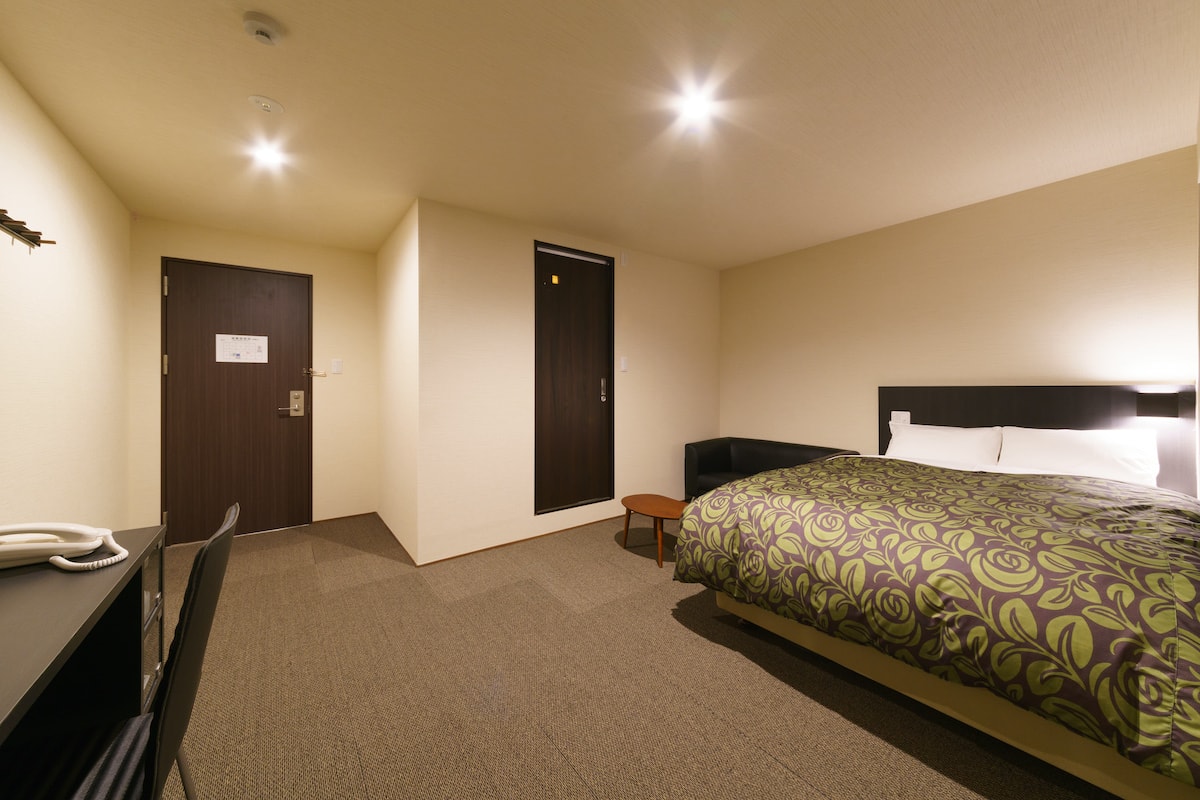 ダブルルーム|フレックスタイム mini HOTEL Fukushima(ミニホテル福島)